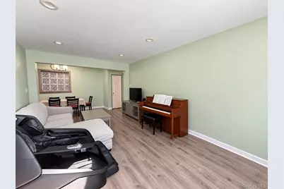 150-30 71th Ave #2J, Kew Gardens, NY 11367 - Photo 8