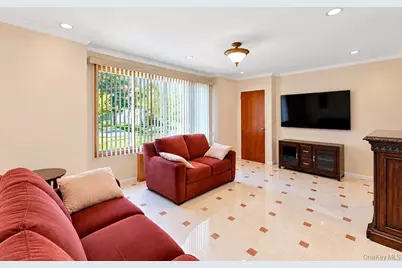 158-17 90th Street, Howard Beach, NY 11414 - Photo 4