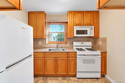 158-17 90th Street, Howard Beach, NY 11414 - Photo 8