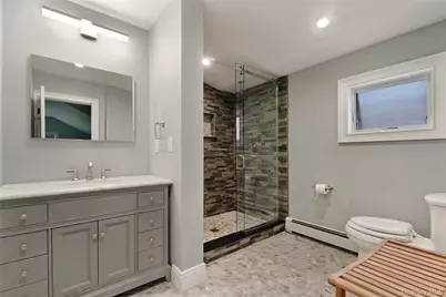 4108 Orient Avenue, Douglaston, NY 11363 - Photo 10