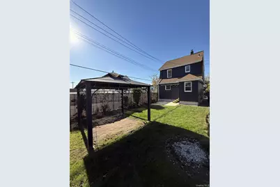 18702 Mangin Avenue, Saint Albans, NY 11412 - Photo 6