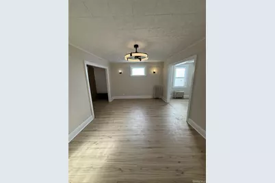 18702 Mangin Avenue, Saint Albans, NY 11412 - Photo 20