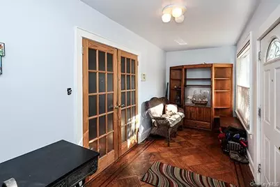 23701 Fairbury Avenue, Bellerose, NY 11426 - Photo 4