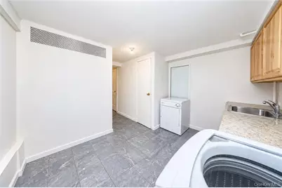 1607 Avenue W, Brooklyn, NY 11229 - Photo 28