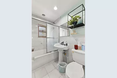 290 E 37th Street, Brooklyn, NY 11203 - Photo 10