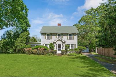 12 Summit Boulevard, Westhampton, NY 11977 - Photo 1