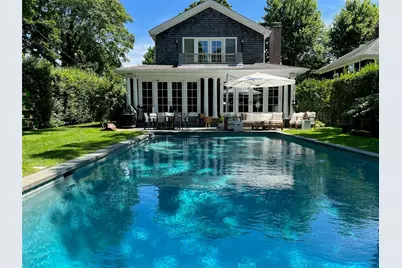 97 Pelletreau Street, Southampton, NY 11968 - Photo 2