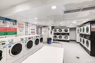 40 Brighton 1st Road #3J, Brooklyn, NY 11235 - Photo 14