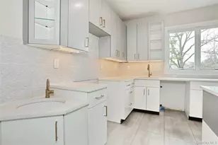 8 Neil Rd, Spring Valley, NY 10977 - Photo 16