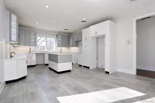 8 Neil Rd, Spring Valley, NY 10977 - Photo 12