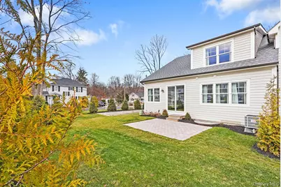 2040 Crompond Road Road #7, Yorktown Heights, NY 10598 - Photo 26