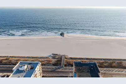 208 Franklin Boulevard, Long Beach, NY 11561 - Photo 42