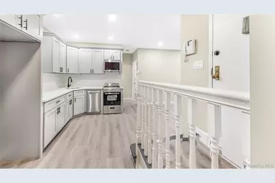 21-68 35 Street #1G, Astoria, NY 11105 - Photo 4