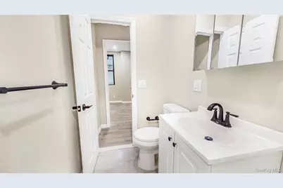 21-68 35 Street #1G, Astoria, NY 11105 - Photo 10