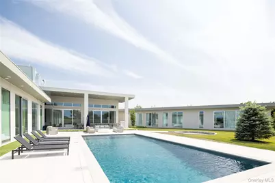 15105 Oregon, Cutchogue, NY 11935 - Photo 2