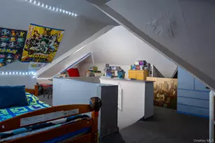 89 Cedar Ave, Patchogue, NY 11772 - Photo 16