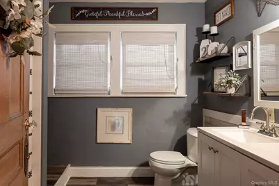 89 Cedar Avenue, Patchogue, NY 11772 - Photo 12