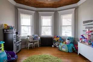 89 Cedar Ave, Patchogue, NY 11772 - Photo 8