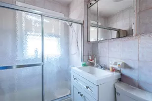 218-25 101st Ave, Queens Village, NY 11429 - Photo 6