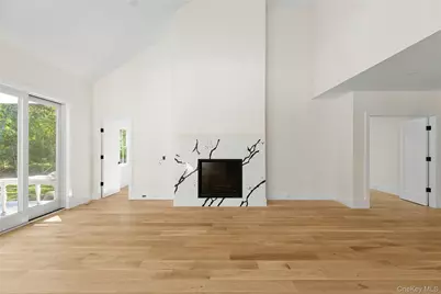 32 North Bay Avenue, Eastport, NY 11941 - Photo 6