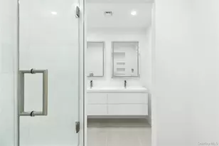 32 N Bay Ave, Eastport, NY 11941 - Photo 20