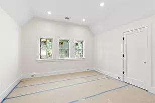 32 N Bay Ave, Eastport, NY 11941 - Photo 36