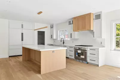 32 North Bay Avenue, Eastport, NY 11941 - Photo 2