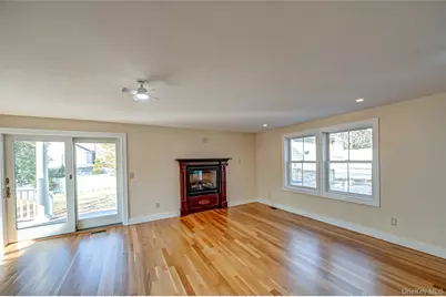 213 Maiden Lane, Port Jefferson, NY 11777 - Photo 14