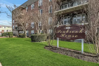 60 Hempstead Avenue #1K, Lynbrook, NY 11563 - Photo 1