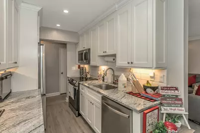 60 Hempstead Avenue #1K, Lynbrook, NY 11563 - Photo 8