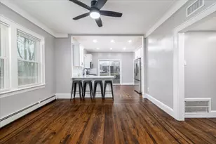 224 E Roslyn Street E, Islip Terrace, NY 11752 - Photo 6