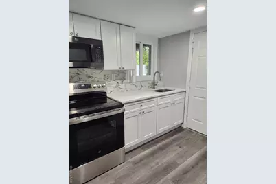 27 Estates Lane, Shoreham, NY 11786 - Photo 4