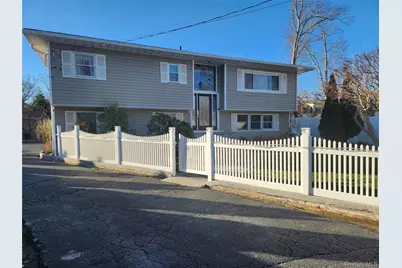 27 Estates Lane, Shoreham, NY 11786 - Photo 1