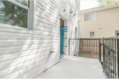 88 Taft Avenue, New York, NY 10301 - Photo 2