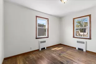 40 Carnegie Ave, Elmont, NY 11003 - Photo 10