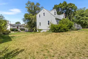 40 Carnegie Ave, Elmont, NY 11003 - Photo 30