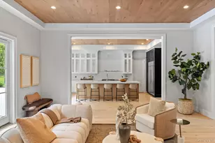 2524 Noyack Rd, Sag Harbor, NY 11963 - Photo 10