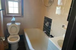 208 Centre Ave, New Rochelle, NY 10805 - Photo 6