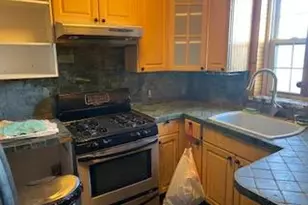 208 Centre Ave, New Rochelle, NY 10805 - Photo 4