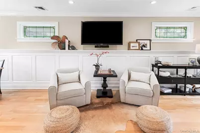 29 Missapoque Avenue, Southampton, NY 11968 - Photo 8