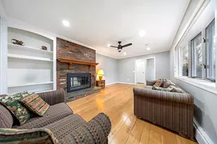 16 Squires Ave, East Quogue, NY 11942 - Photo 18