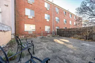 2873 Roebling Ave, Bronx, NY 10461 - Photo 22