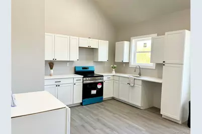 125 Lynbrook Drive, Mastic Beach, NY 11951 - Photo 6