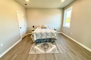 125 Lynbrook Dr, Mastic Beach, NY 11951 - Photo 14