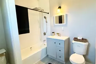 125 Lynbrook Dr, Mastic Beach, NY 11951 - Photo 18