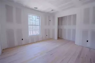 231 Silas Carter Rd, Manorville, NY 11949 - Photo 18