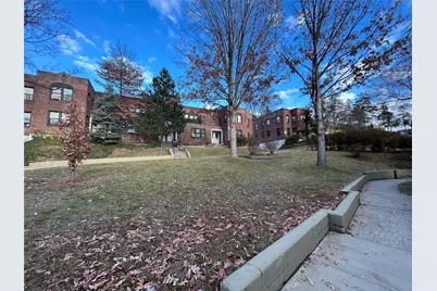 4001 Little Neck Parkway #31B, Little Neck, NY 11363 - Photo 2