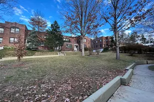 40-01 Little Neck Pkwy, Little Neck, NY 11363 - Photo 2