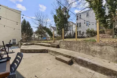 155 Voss Avenue, Yonkers, NY 10703 - Photo 10