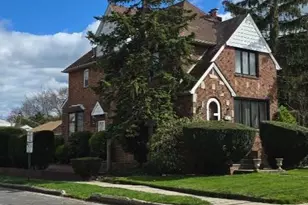 169 Bixley Heath, Lynbrook, NY 11563 - Photo 6